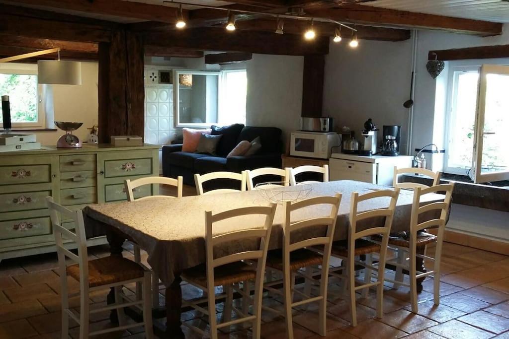 Vakantiehuis Ferme De Chenezeau - 15 Personnes , 7 *